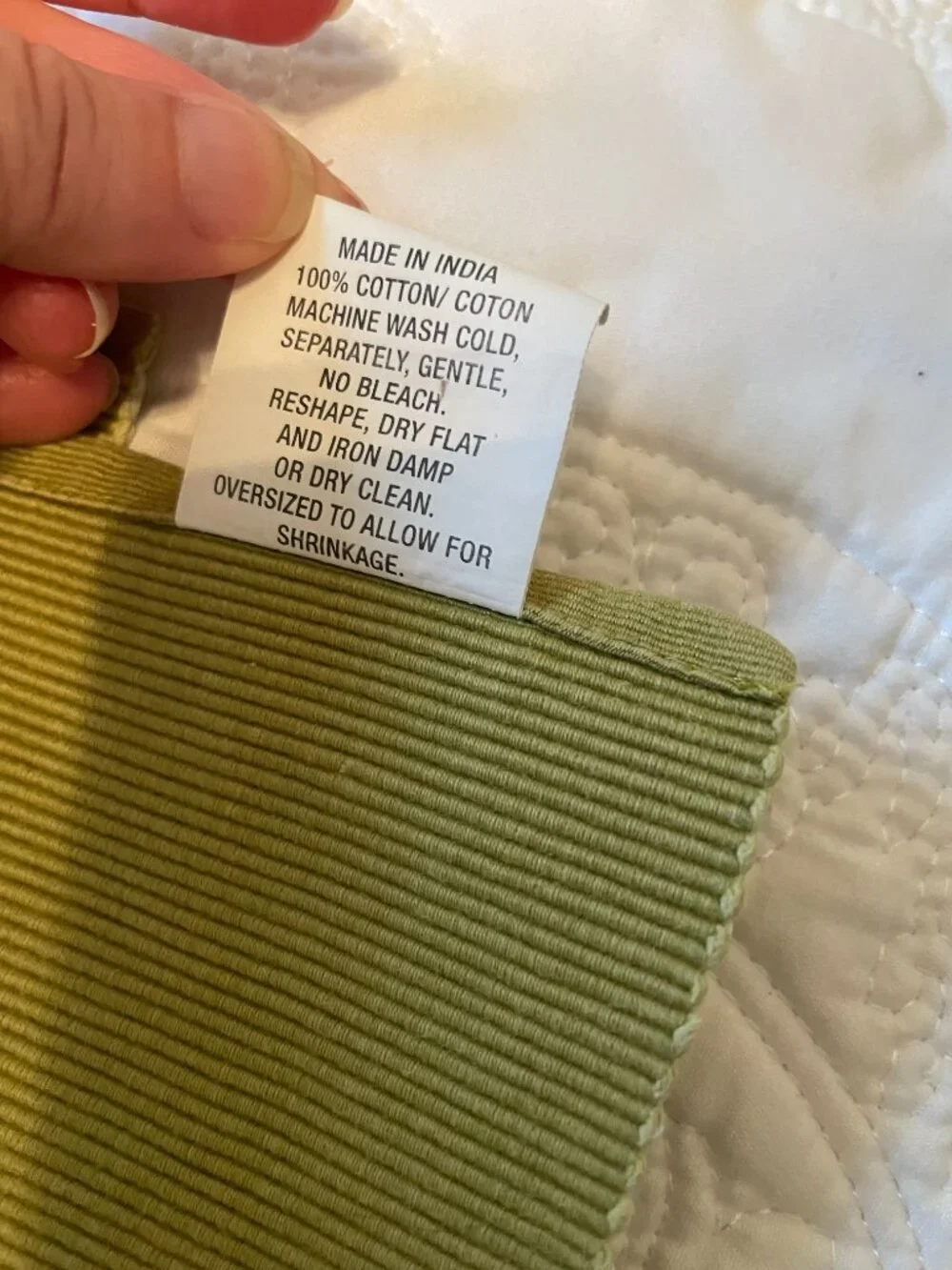 Crate & Barrel Placemats Tate aloe Green 14x19 - Set of 4 Cotton ***FADED***